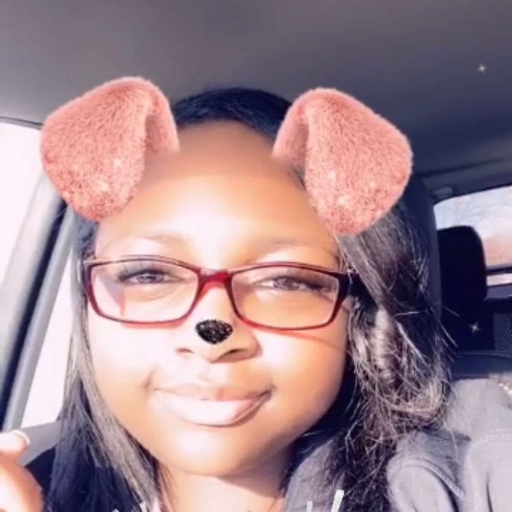 Meet your Posher, Alanna